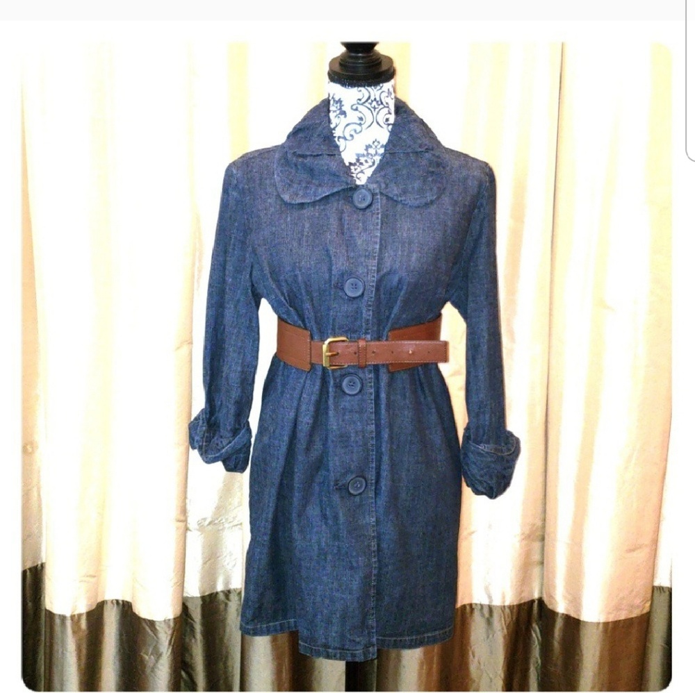 Versatile jean piece